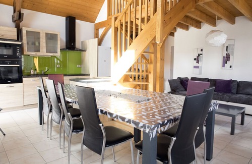 Campan House | Recent house 8 people 100m² with terrace