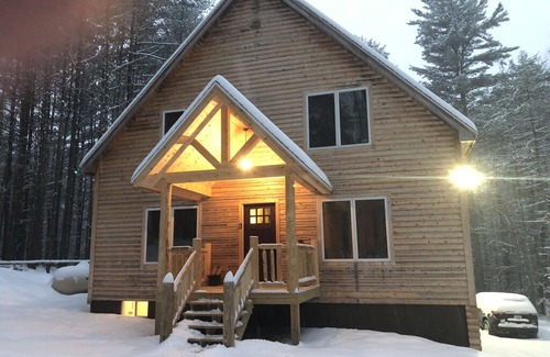Jay House | Recently built luxury cabin in Lake Placid region minutes away from Whiteface.