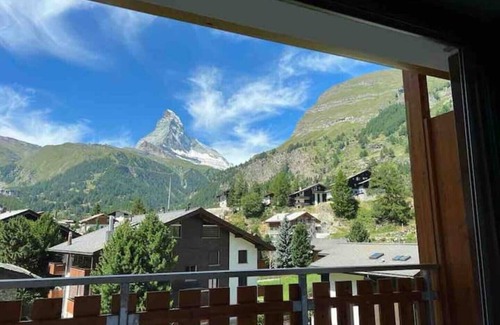 Zermatt Apartment | Recently refurbished modern apartment with unhindered views of the Matterhorn.