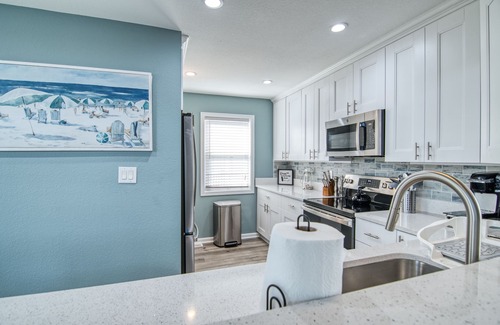 Northeast Virginia Beach House | Recently Remodeled Northend Home Just Steps From Beach With Pool Table