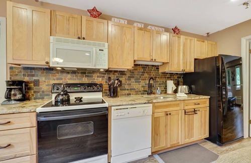 Boyne Falls Villa | Recently Remodeled Condo #335E - Just Behind Boyneland Lift | Ski-In/Out