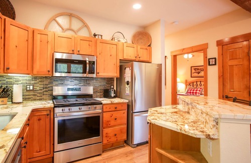 Keystone Condo | -Recently Remodeled- Condo in the Woods, On Resort Shuttle, close to River Run!