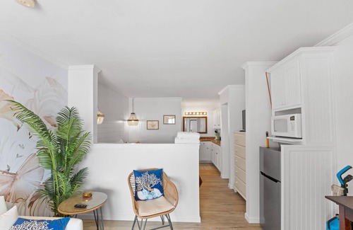 Ocean Isle Beach Condo | Recently Renovated the Queen's View Beach Condo at Causeway Inn!