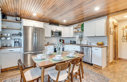 Harveys Lake House | Recently Renovated Harveys Lake Retreat w/Dock!