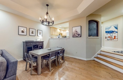 Ludlow Condo | Recently Renovated Ski-In/Out Condo w/Fireplace, Shared Pool, Hot Tub, Sauna