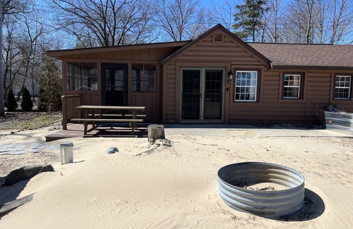 Port Austin Cottage | Recently Updated Beachfront Resort Cottage #2