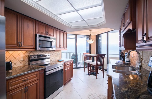 Myrtle Beach Condo | Recently updated condo, 24 hour secured building + Free Attraction Tickets!