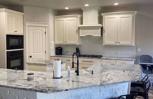 Glenpool House | Recently Updated Home with outdoor grilling area and movie room