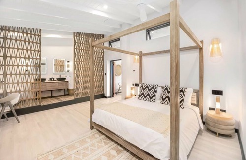 Fryes Beach House | Recharge + Reconnect in This Stunning 3 Bedroom with Kitchen Oceanview Sanctuary