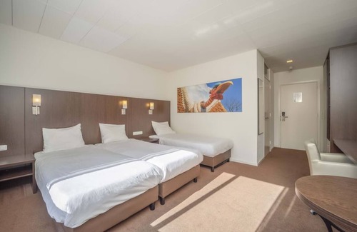 Waalwijk House | Reconnect with Nature & Family: Your Perfect Waalwijk Getaway Near Efteling Park