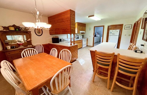 Ocracoke House | Recovery Room: Pet friendly, spacious home, screened porch and deck.