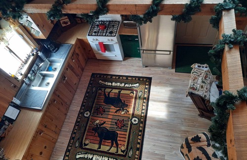 Rumford Center House | Recreation Haven .Work remotely super fast Wi-Fi Snowmobile, ATV, & Explore!