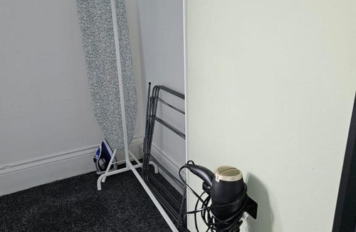 Gateshead Apartment | Rectory5 - 5 bedroom 7 beds Parking Perfect for Contractors