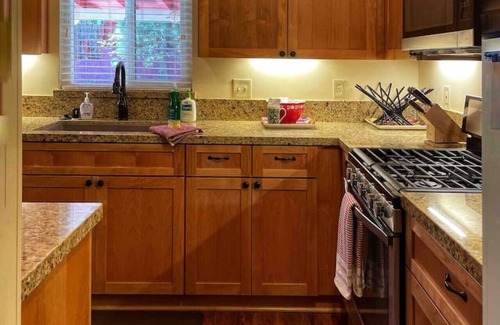 Wrightwood Cabin | Red Apple Cab'Inn, Pets OK, Fire Pit