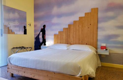 Bari City Centre Bed & Breakfast | Red Carpet rooms