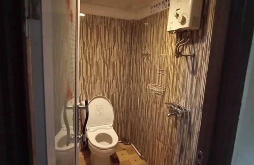 Karanganyar Hotel | Red Chilies Hill Hotel