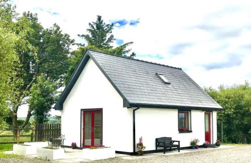 Letterfrack Apartment | Red Deer Cosy Apartment in Letterfrack Connemara