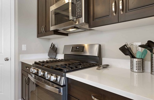 Washington House | Red Desert Retreat: Pickleball, Dog Friendly, Spa