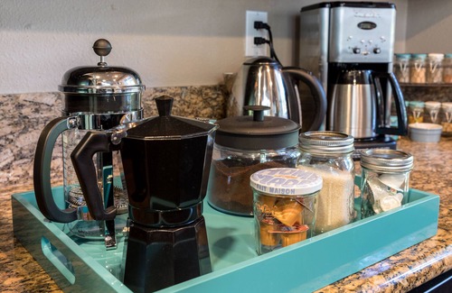 Nevada City House | Red Dog Retreat 5 Star review@AirBnB