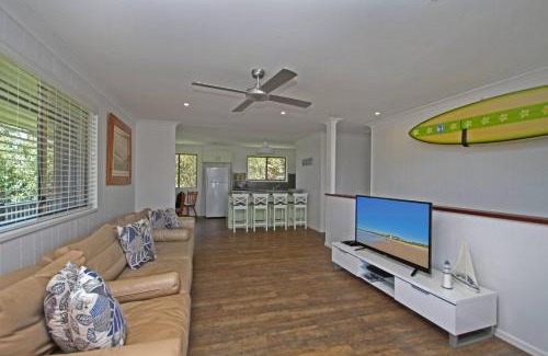 Marcoola House | Red Door Beach House