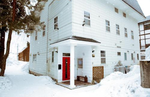 Iida Cabin | Red Door Lodge Hakuba