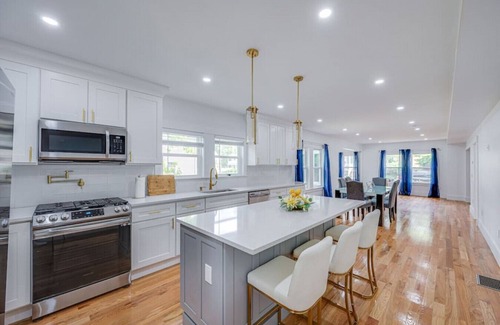 Milton House | Red Door Oasis 5mins to Boston