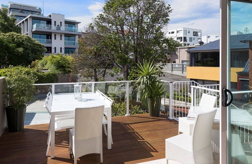 Battery Point Apartment | Red Door Penthouse in Battery Point