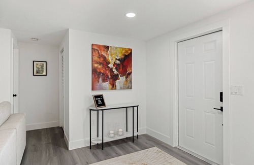Gulf Gate Estates House | Red Door Siesta
