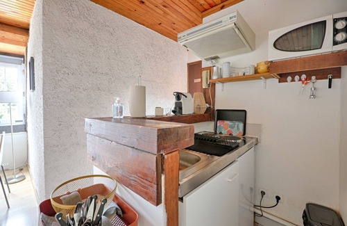 L'Hay-les-Roses Apartment | Red Eden - Joli studio, proche jardin roseraie