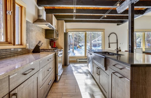 Warrior's Mark House | Red Feather: Charming Private Home With Updated Kitchen and Living Area