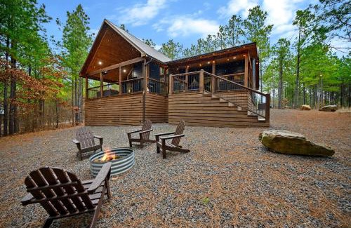 Pickens House | Red Fern Cabin Beauty Awaits