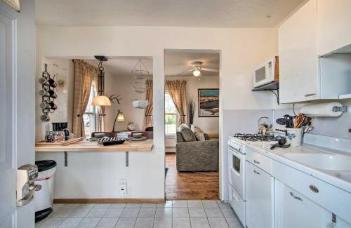 Laramie House | Red Gates Cottage 3 Miles to University!
