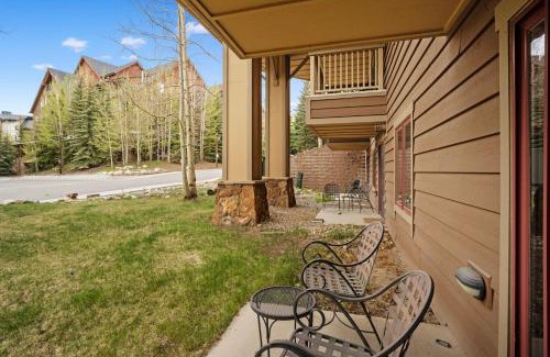 River Run Apartment | Red Hawk Lodge 2202