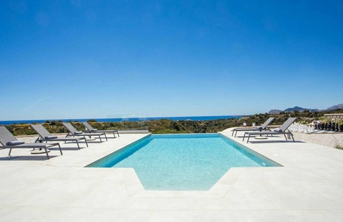 Afandou House | Red Hill 11.1