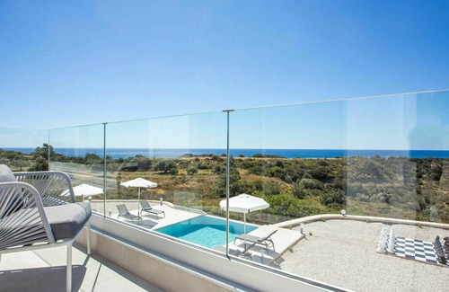 Afandou House | Red Hill 11.1