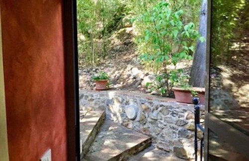 Barberino Tavarnelle Villa | Red House - Country villa in Chianti Classico