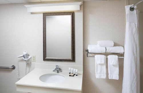 Harrisburg - Hershey Hotel | Red Lion Hotel Harrisburg Hershey