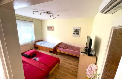 Kispest Apartment | Red Locomotive Apartment