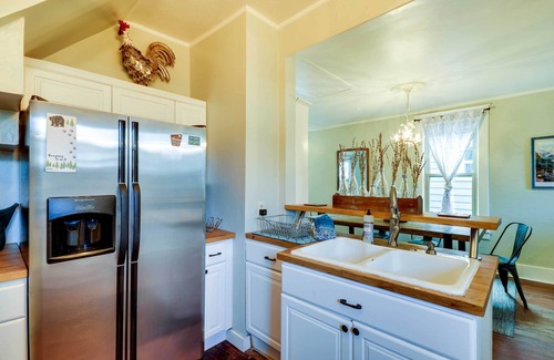 Red Lodge House | Red Lodge Home on Broadway - 15 Min to Ski Resort!