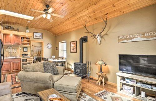 Red Lodge House | Red Lodge Retreat with Hot Tub 3 Blocks to Downtown