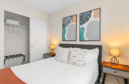 Leschi Apartment | Red Maple Retreat in Leschi