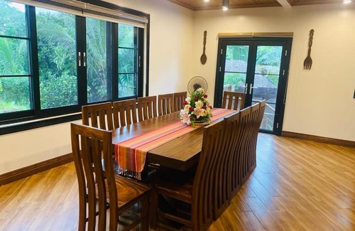 Tagaytay House | Red Meadows Tagaytay