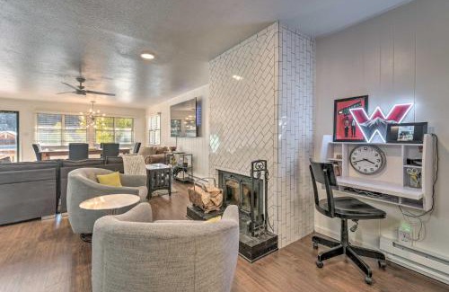 Red River Apartment | Red River Condo on Main Street with Mtn View!