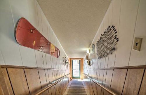 Red River Apartment | Red River Condo with Fire Pit half Mi to Slopes!