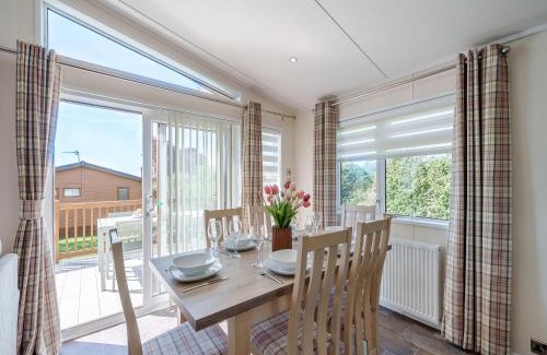 Cheddar House | Red Robin - Uk49581