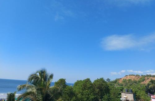 Arambol House | Red Rock Arambol Beach