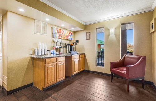 Erlanger Hotel | Red Roof Inn Cincinnati Airport–Florence/Erlanger