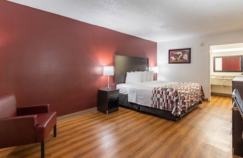 Forsyth Hotel | Red Roof Inn Forsyth