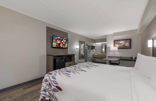 Hickory Hotel | Red Roof Inn Hickory