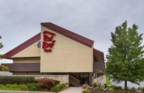 Lansing Hotel | Red Roof Inn Lansing West - MSU
